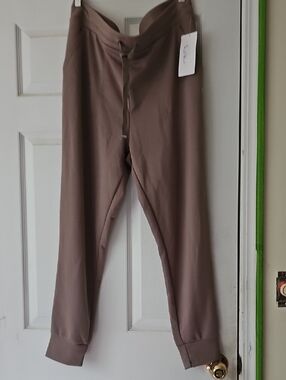 Jones New York Sport Taupe-Blend Active Joggers